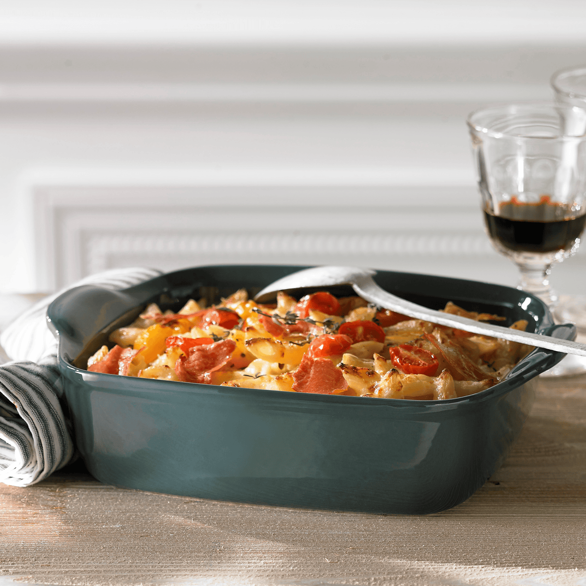 The Right Dish Square Baking Dish Bakeware Emile Henry USA = Cedar