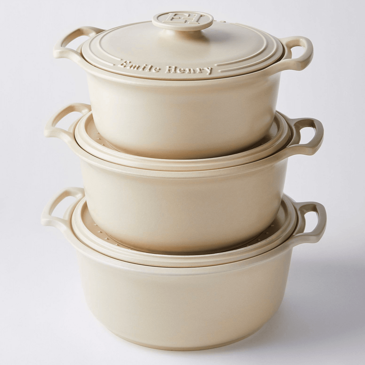 Sublime Dutch Oven Cookware Emile Henry USA Creme