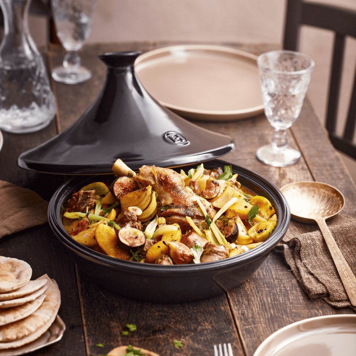 Tagine Cookware Emile Henry USA Charcoal 2.1 quart
