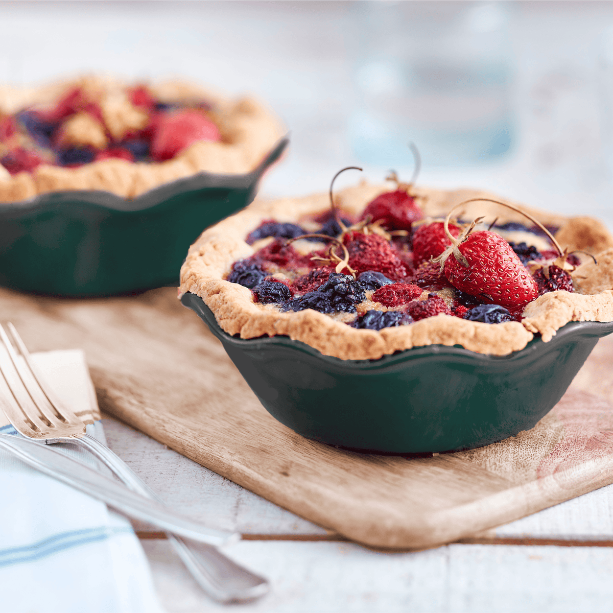 Modern Classics Mini Pie Dish (Set of 2) Ovenware Emile Henry = Evergreen