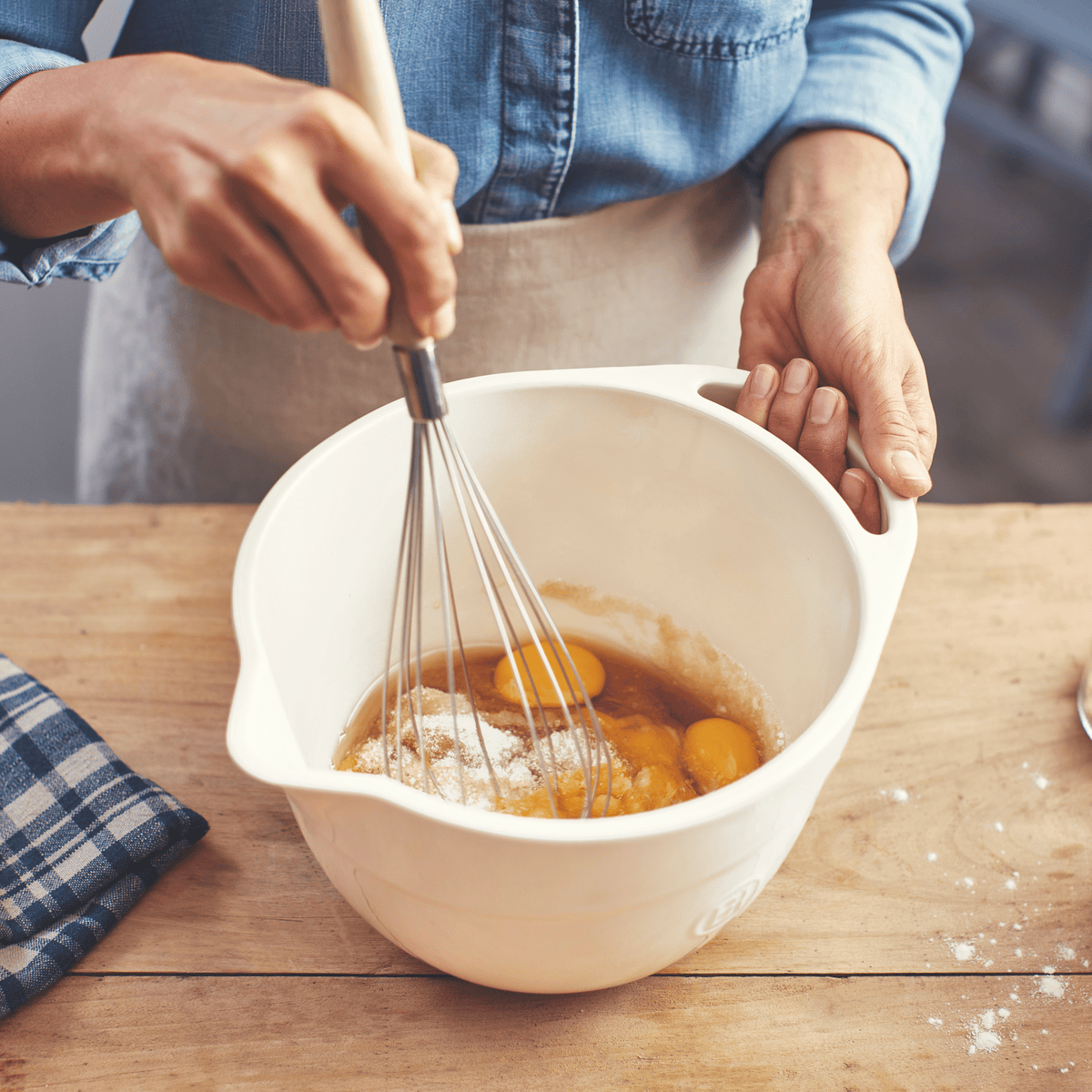 Mixing Bowls Kitchenware Emile Henry = Clay Small