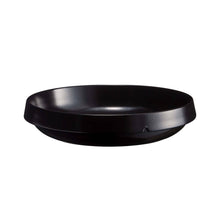 Emile Henry USA Welcome Round Dish Welcome Round Dish Professional Emile Henry 3 L Black  Product Image 10