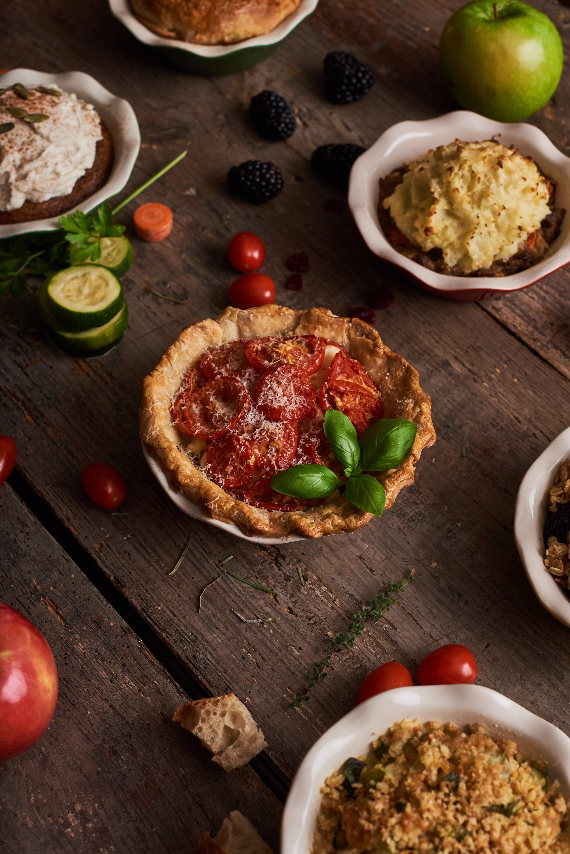 You Need An Emile Henry Pie Dish For Thanksgiving - dwell.com