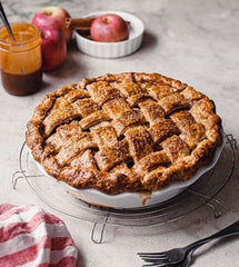 An Emile Henry Modern Classics Pie Dish Will Make Mom Very Happy - businessinsider.com