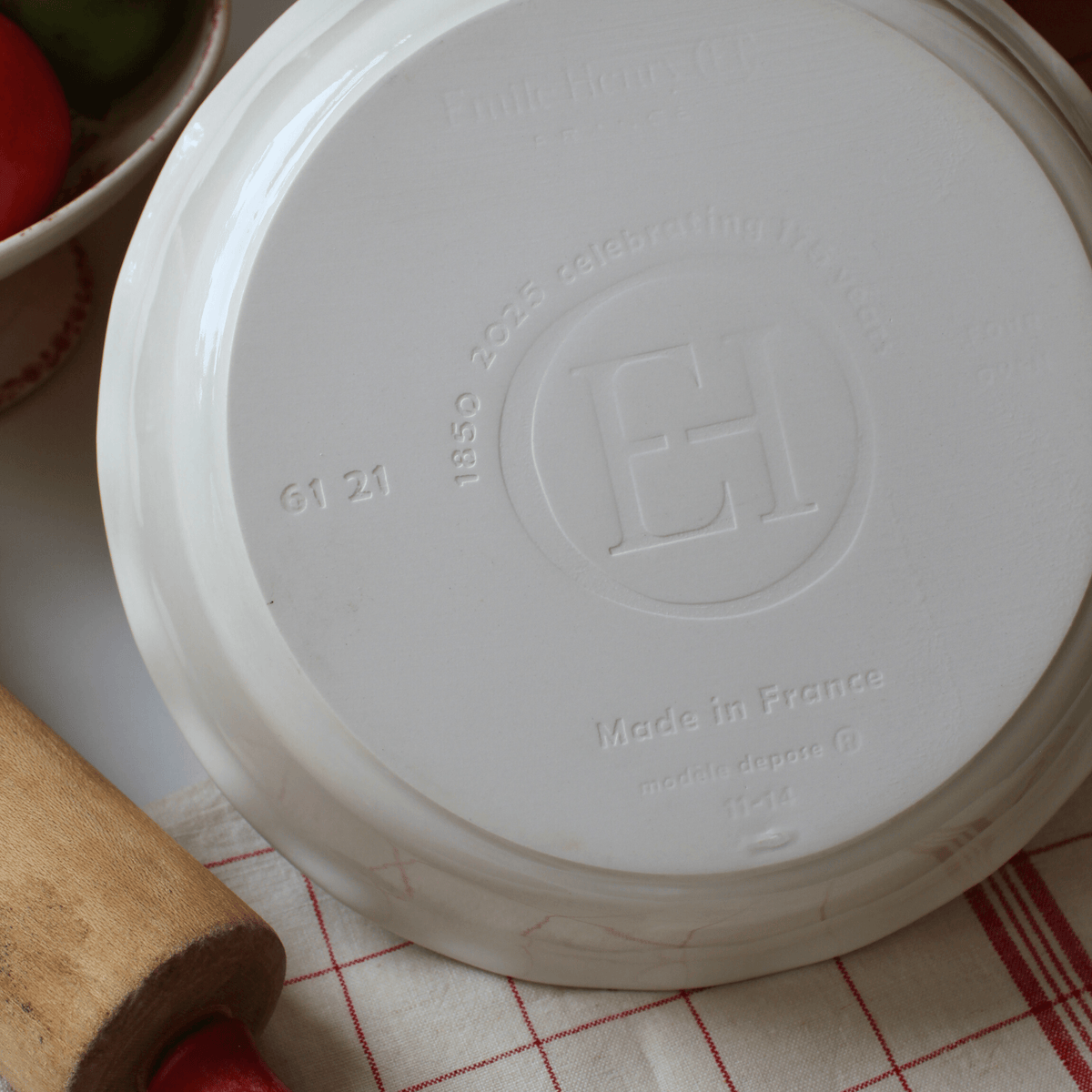 emile henry limited edition 175th anniversary pie dish, pearl_taupe