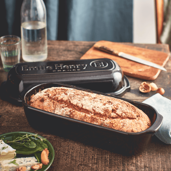 Limited Edition Pullman/Long loaf bread baker Discontinued Emile Henry USA Truffle Limited edition color