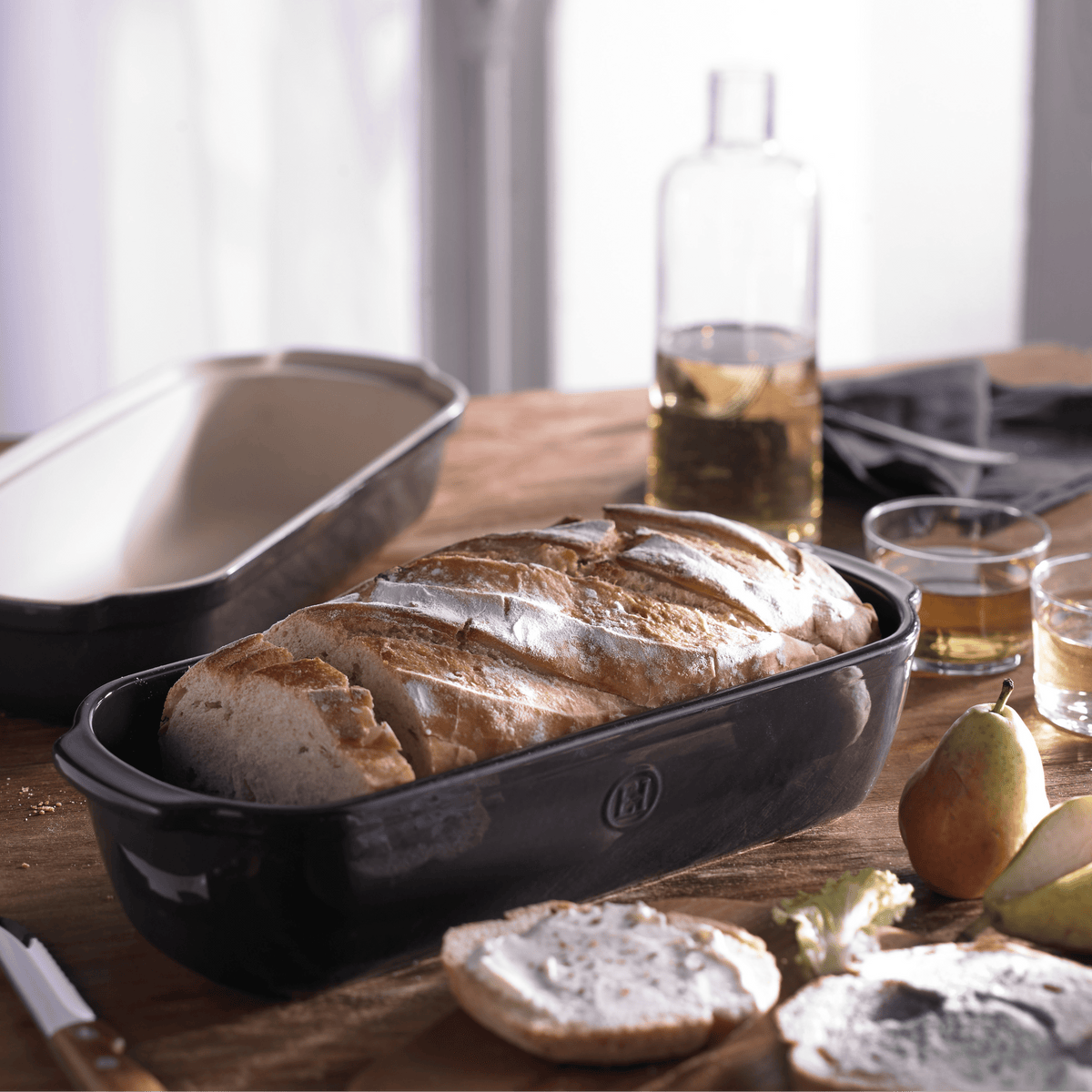 Limited Edition Pullman/Long loaf bread baker Discontinued Emile Henry USA Truffle Limited edition color