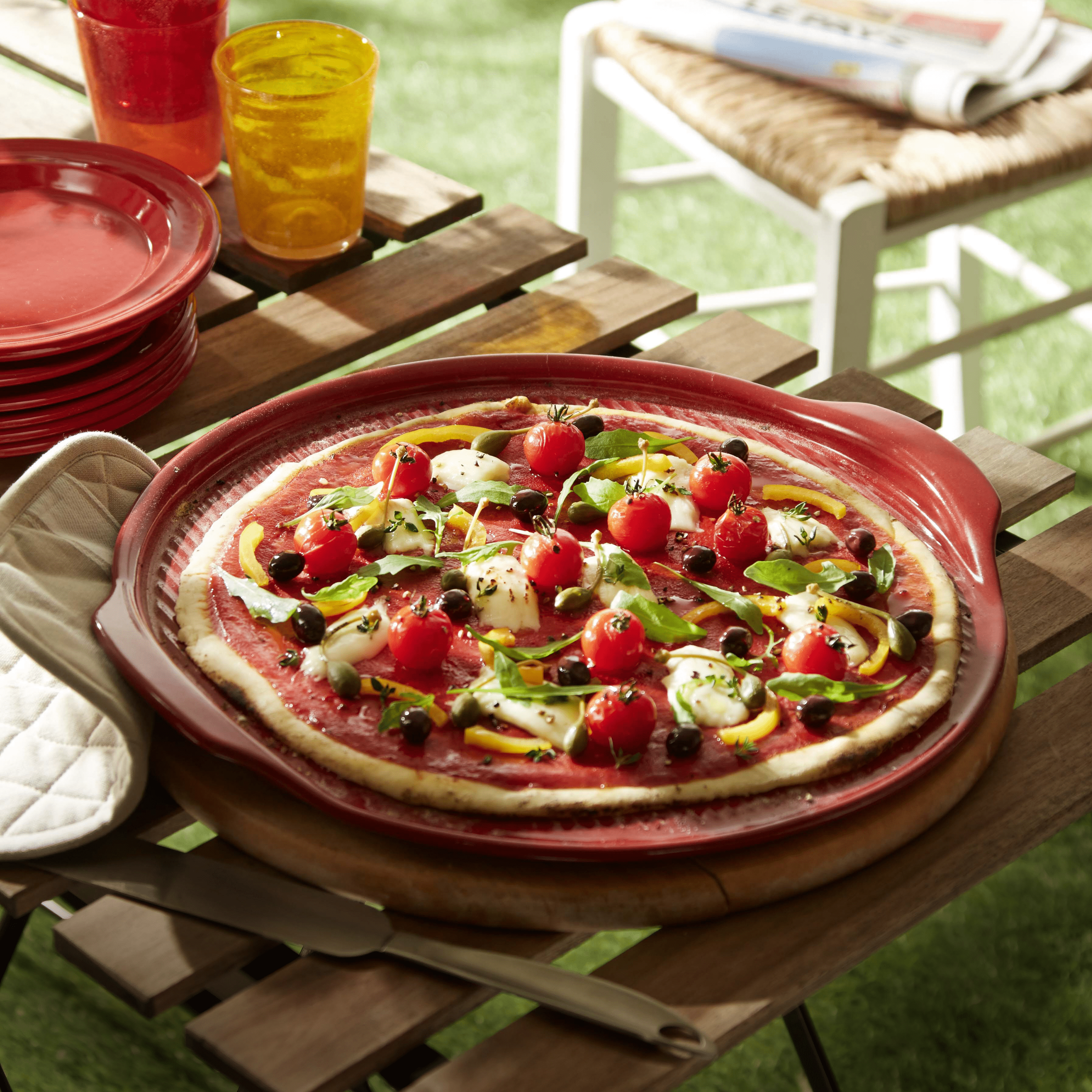 Emile Henry Pizza Stone - Thumbnail 3