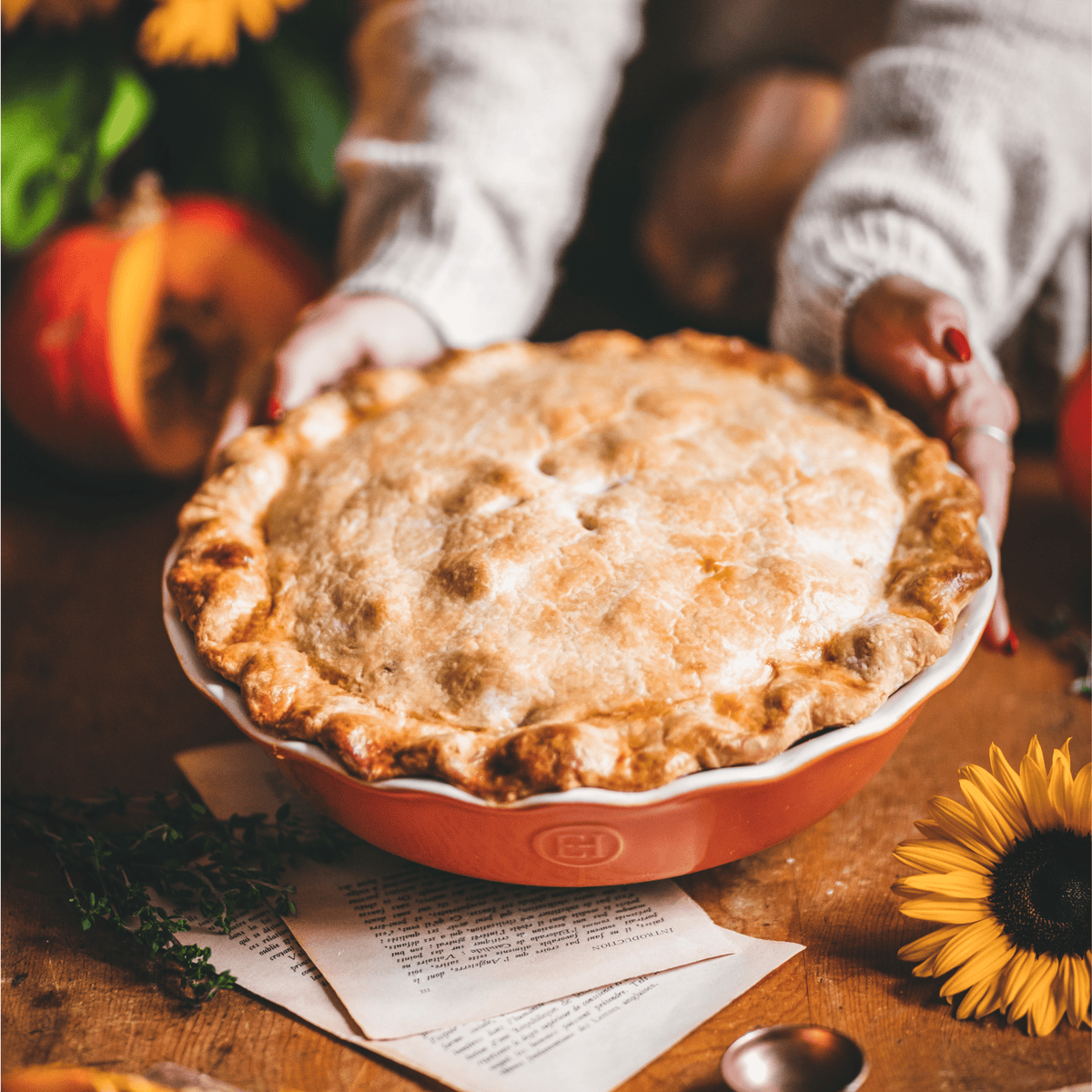 Emile Henry Bakeware_Ceramic Pie Dish_Pumpkin Pie_Limited Edition